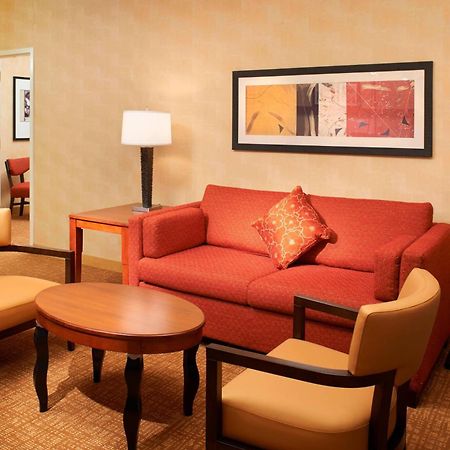 Courtyard By Marriott Chicago Naperville Exterior foto