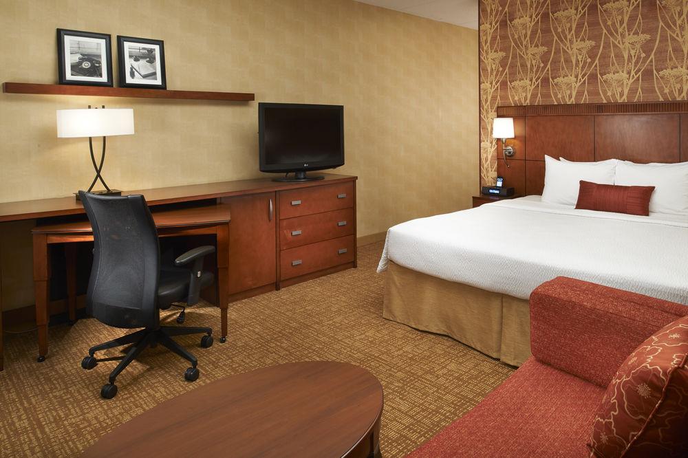 Courtyard By Marriott Chicago Naperville Exterior foto