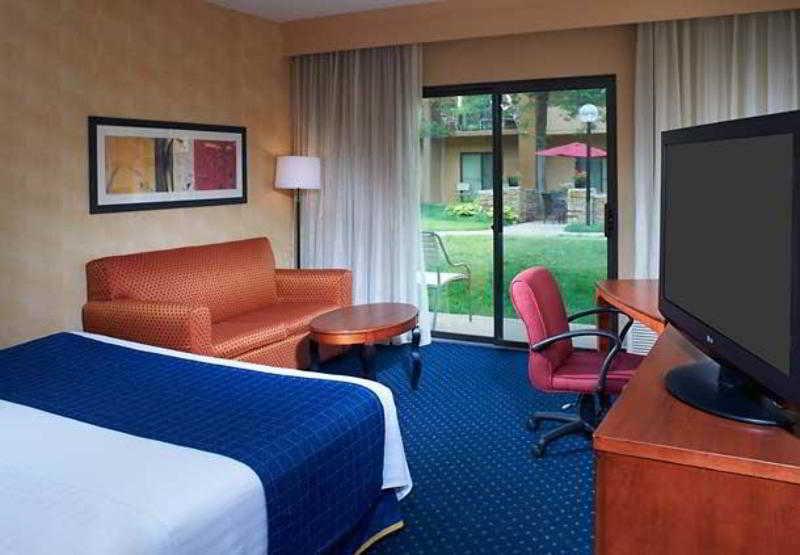 Courtyard By Marriott Chicago Naperville Quarto foto