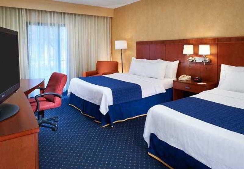 Courtyard By Marriott Chicago Naperville Quarto foto