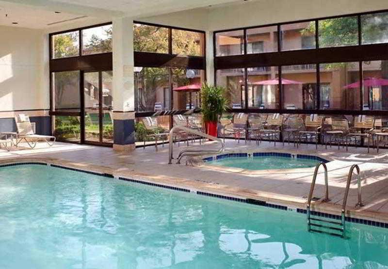 Courtyard By Marriott Chicago Naperville Exterior foto